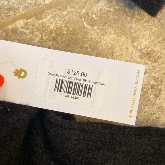 Spiritual Gangster Chenille top and bottom set. Size is medium.100% nylon. - Picture 4 of 4